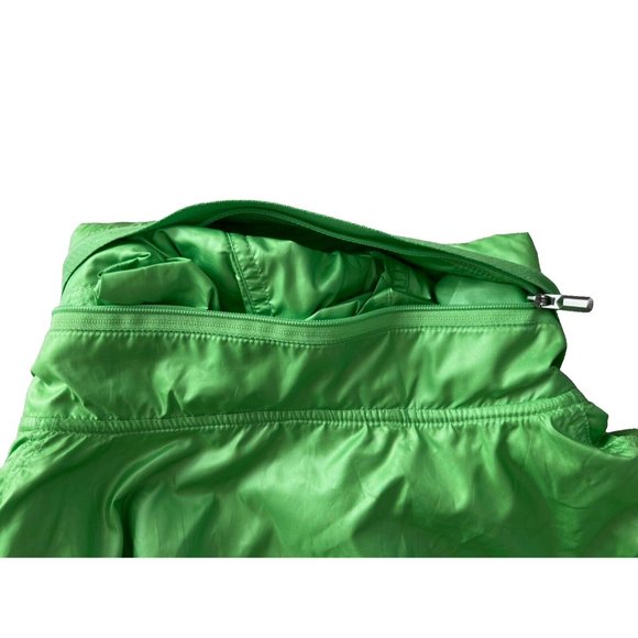 Nike CV0303 City Ready 1/4 Zip Jacket Tuck Away Hood Bright Green ( L ) - Picture 7 of 8